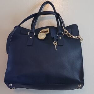 Elegant Michael Kors Navy Blue Handbag